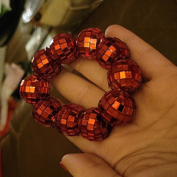 Metallic Red Disco Ball 7.5" Stretchy Bracelet - Picture 1 of 2